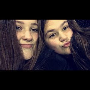 Meet your Posher, Alicia